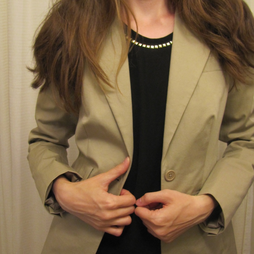Body by Victoria Beige Blazer